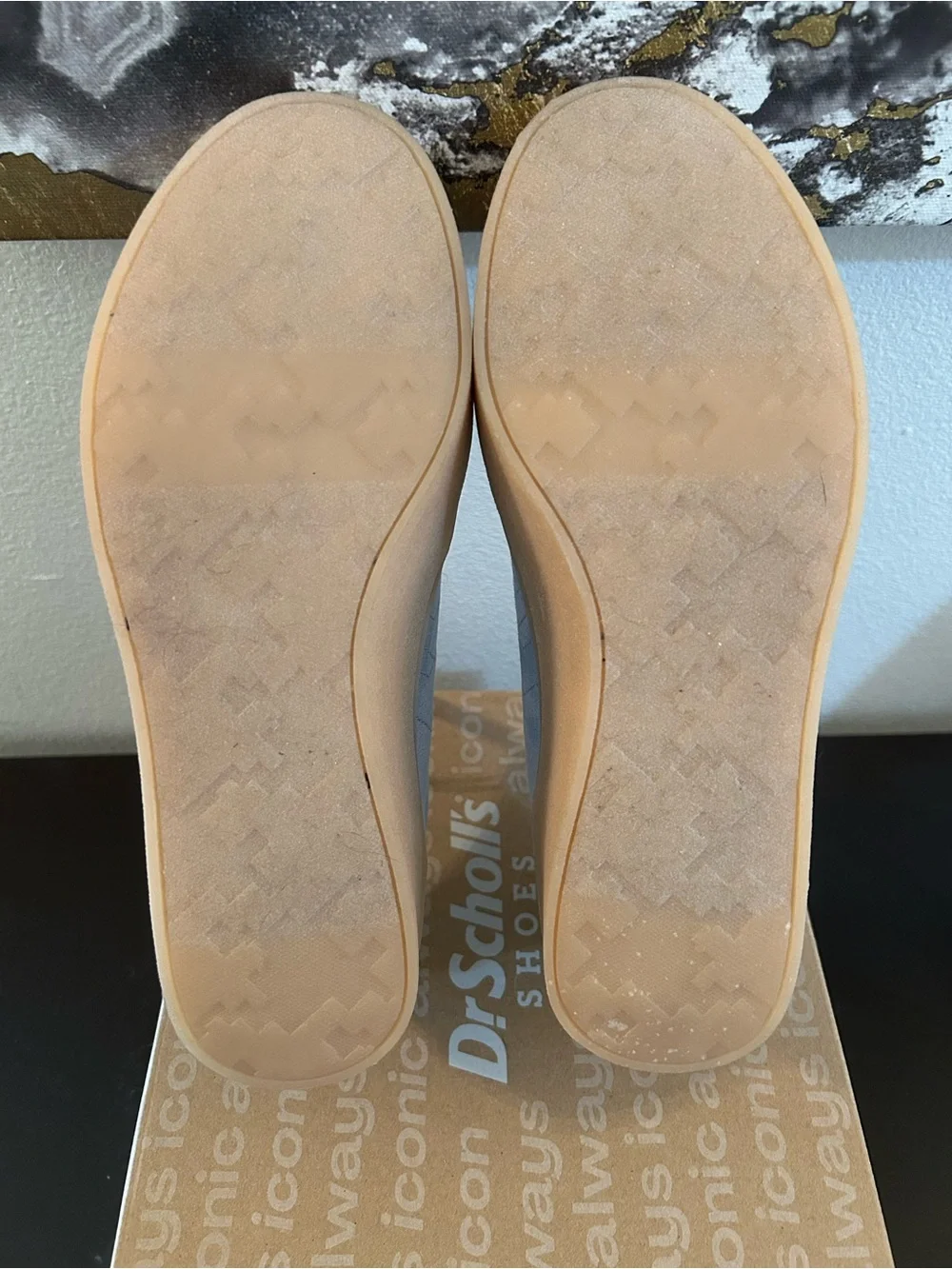Dr Scholls 🌀NWT! Women’s Light Blue faux suede Lace-Up Sneaker